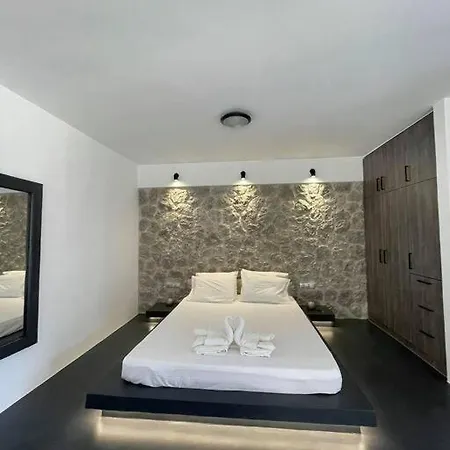 Dimarakis Collection - Rock N Sun Apartment - Ermioni Apartment *