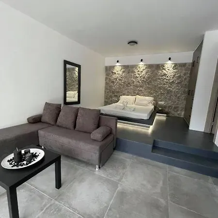 Dimarakis Collection - Rock N Sun Apartment - Ermioni Apartment